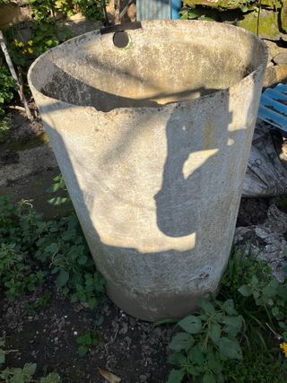 Bidón depósito agua antiguo