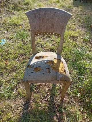 Juego de Sillas Metálicas y plastico.