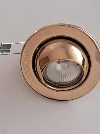 Focos empotrables orientables + transformadores