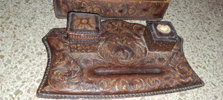 Juego escritorio cuero repujado