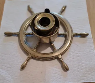 Portacandela stile marinaro in bronzo e vetro