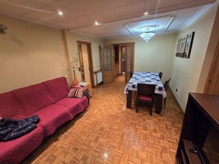 Piso en venta en Santa Eugènia en Girona