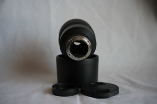 Objetivo Samyang AF 135mm FE + Lens Station