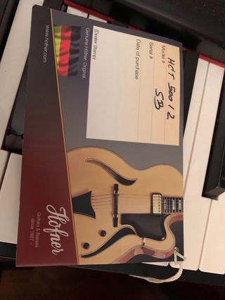 Bajo Hofner Contemporary Series