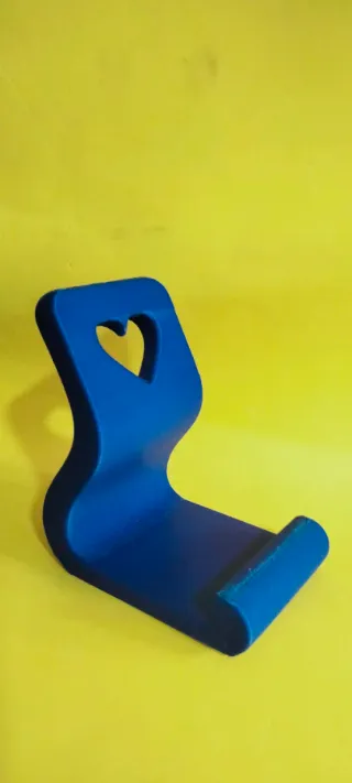 Soporte azul para teléfono con corazón