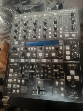 Equipo de música Completo. Detalles en fotos.