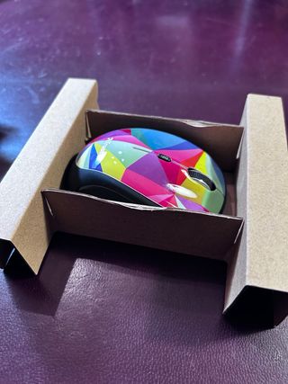 Ratón inalámbrico Trust multicolor