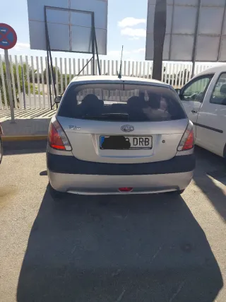 KIA Rio 2005