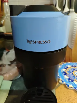 Cafetera Nespresso Vertuo Azul