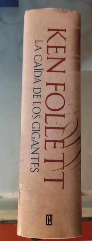 La caída de los gigantes (The Century 1) (Spani...