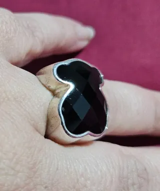 Anillo Tous plata y onix