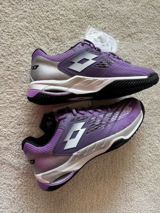 Zapatillas Lotto Morado y Plateado