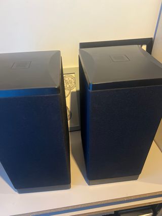 Altavoces KEF Serie II 303