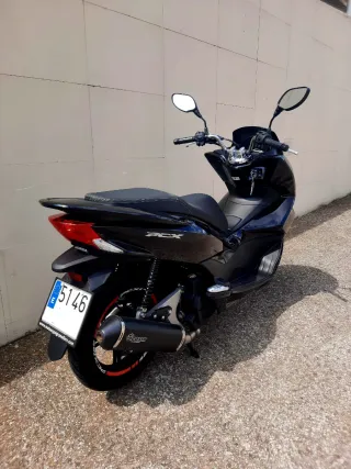 Honda PCX 125cc Negra Automática