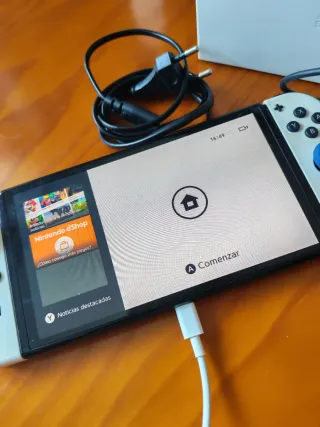 Nintendo Switch OLED Beige/Blanco + 2 juegod