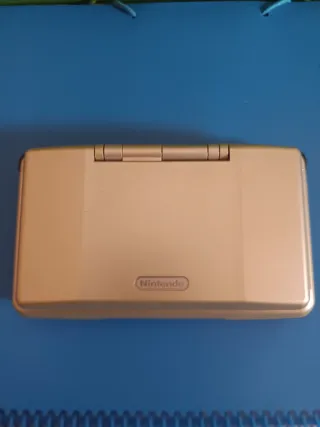 Nintendo DS Plata con Cargador Original