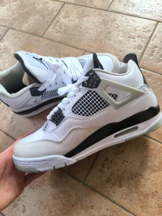 Nike Air Jordan 4 Retro Military Black