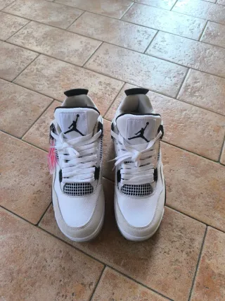 Nike Air Jordan 4 Retro Military Black