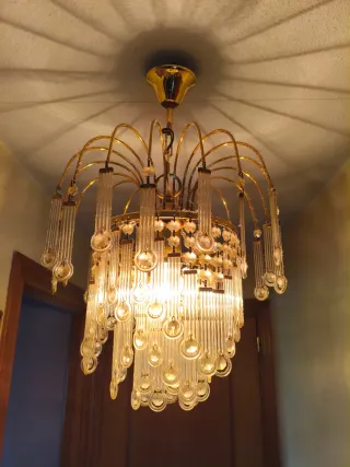 5 Lámparas tipo araña bronce y cristal y 4 aplique