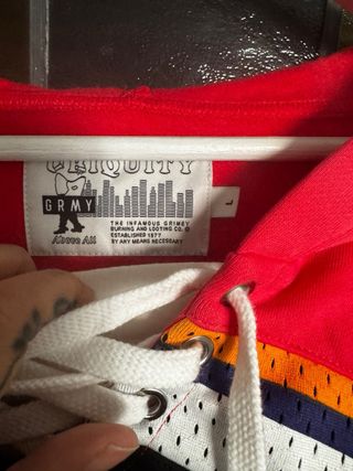 Sudadera Crop Grimey
