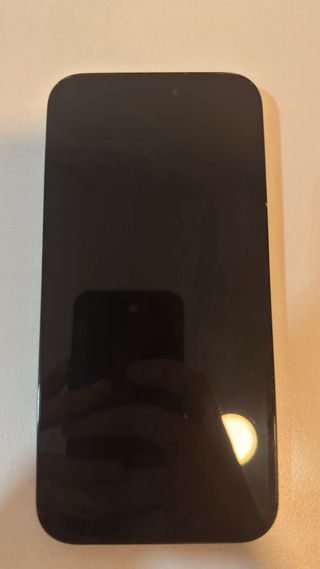 iPhone 14 Pro Max + 6 Fundas y 4 protectores