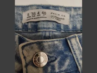 Shorts vaqueros desgastados