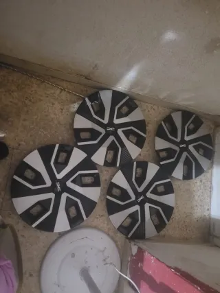 Tapacubos Dacia Sandero (Set de 4)