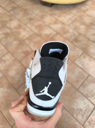 Nike Air Jordan 4 Retro Military Black