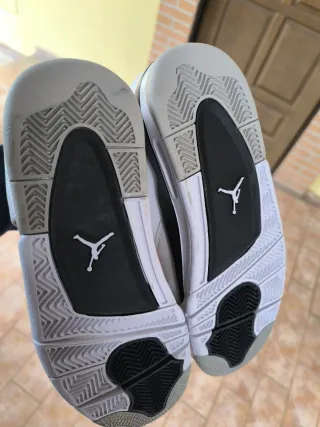 Nike Air Jordan 4 Retro Military Black