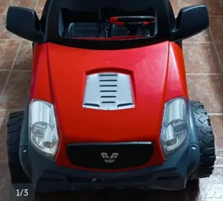 Coche eléctrico infantil rojo