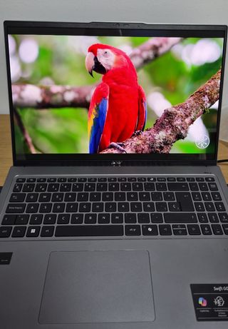 Acer Swift Go 16 OLED Plata