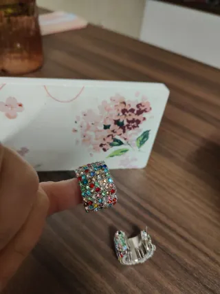 Orecchini cerchio strass multicolor argento