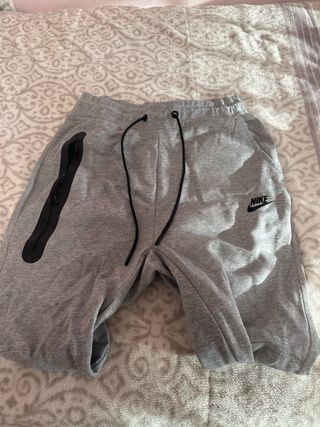 Nike Tech Fleece 4ta Gen Gris