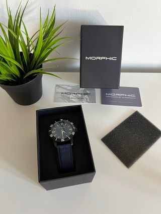 Reloj Morphic Negro y Azul