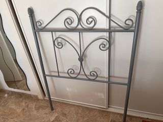 2 cabeceros de hierro color gris