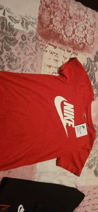 Conjunto Nike niño nuevo talla 7