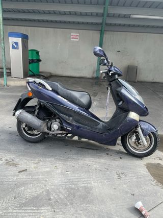 Kymco Betwin 250cc Azul