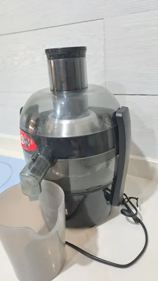 Exprimidor Philips Quick Clean frutas y verduras