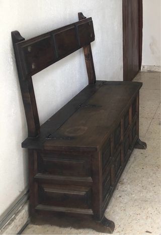 Banco arcón de madera rústico con respaldo