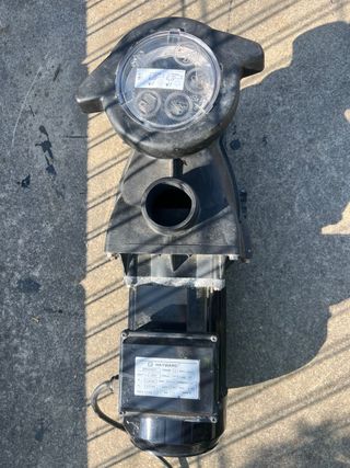 Bomba de agua Hayward negra