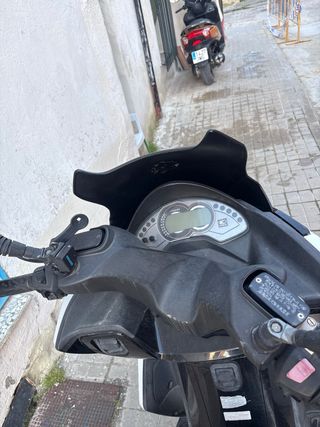 Kymco KXCT 125 Scooter Maxi Blanca