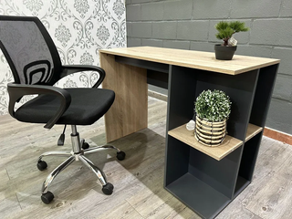 RESISTENTE!! Escritorio pequeño y práctico