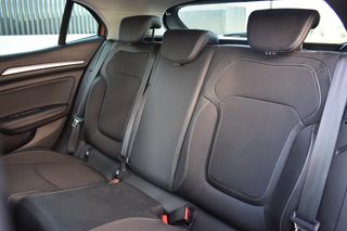 Renault Megane 1.3 Zen TCe 140CV EDC ¡SOLO 60.000!