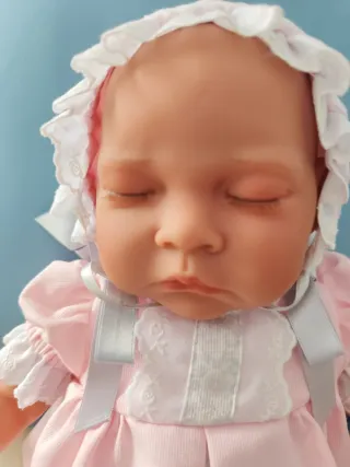 Muñeco bebé silicona dura