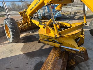 Motoniveladora FAUN FRISH 155