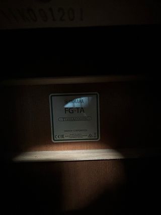 Guitarra Yamaha FG-TA Transacoustic