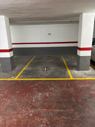 Plaza de parking grande