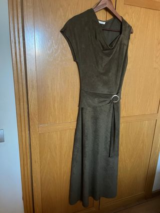 Vestido efecto ante Zara verde oliva