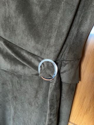 Vestido efecto ante Zara verde oliva