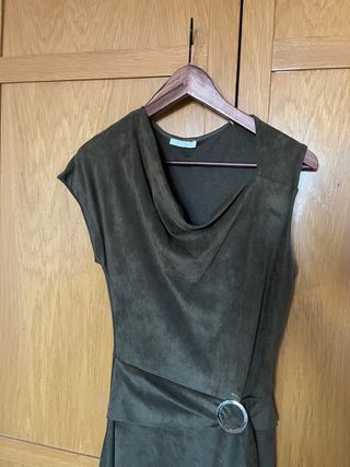 Vestido efecto ante Zara verde oliva